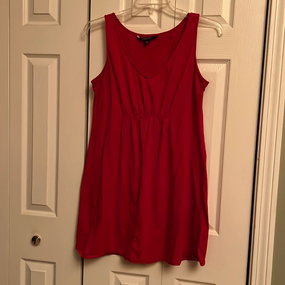 Red /Pink Sleeveless V-Neck Dress